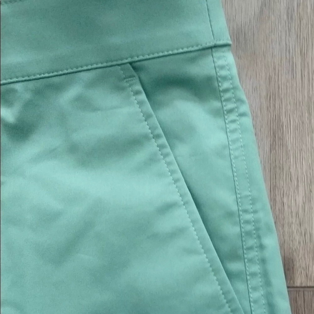 Men's Nike DA4139-316 Golf Shorts, Size UPF 40+, Green, New with Tags - Picture 7 of 12